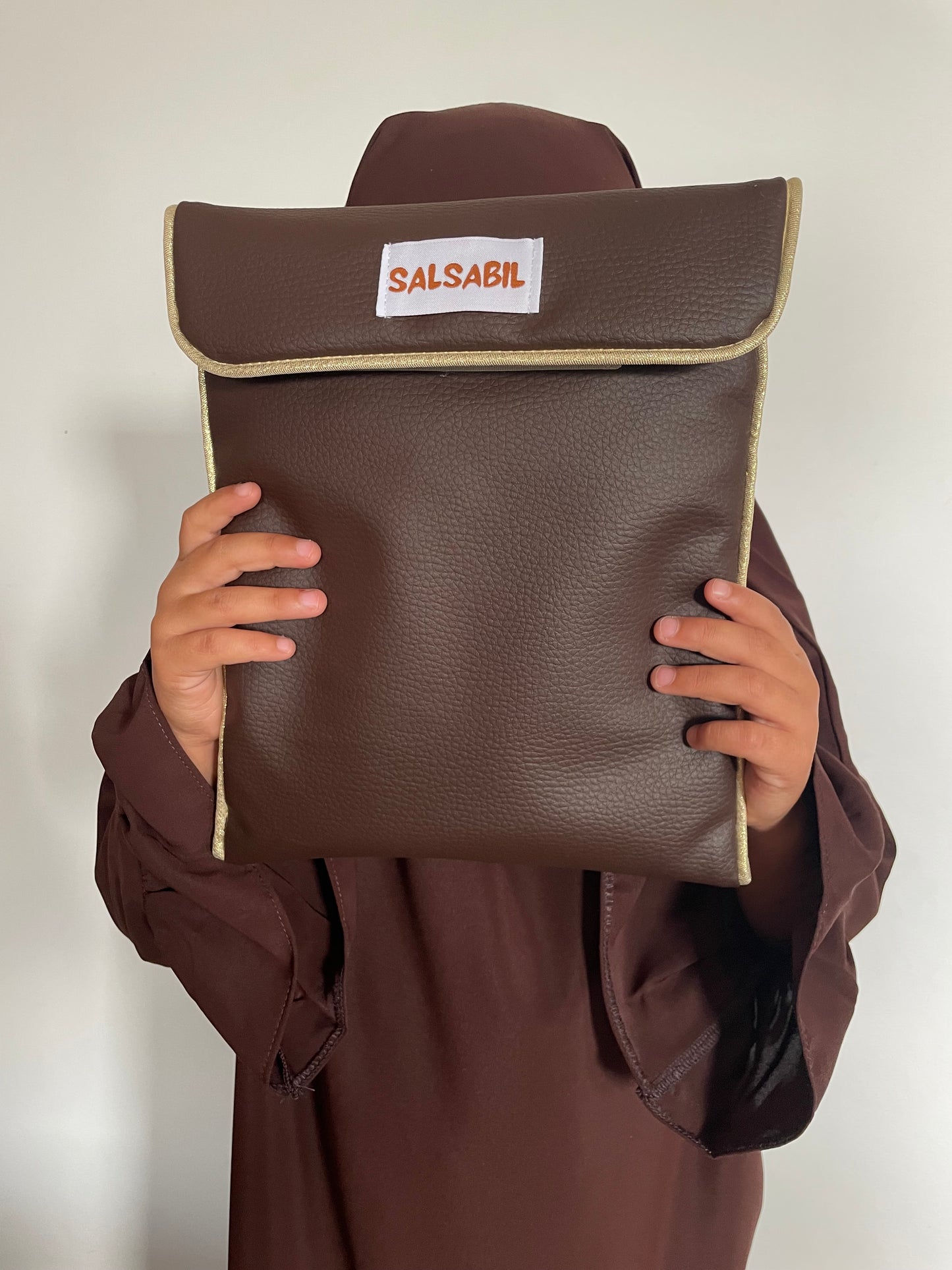 Housse pour Qurâan (simili cuir chocolat format basic )